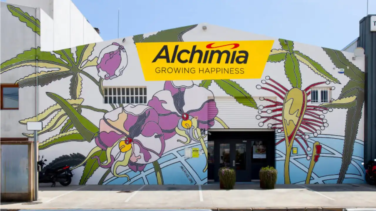 Unveiling the Green Secrets: Nurturing Your Garden with Alchimia Grow Shop