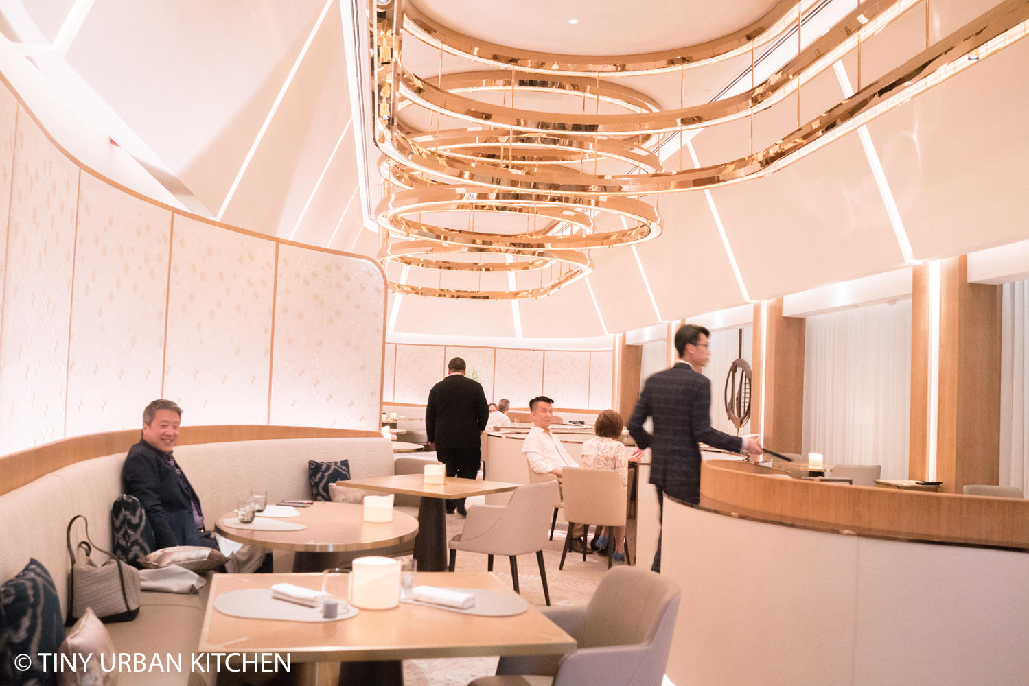 Amber: A Visionary Journey Through Contemporary French Gastronomy